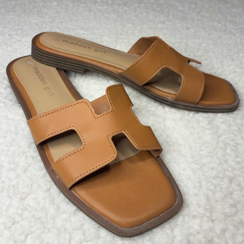 Madden Girl Women Brown Hadyn H-cut Slide Sandals - Picture 5 of 8